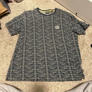 RARE Men’s howler shirt